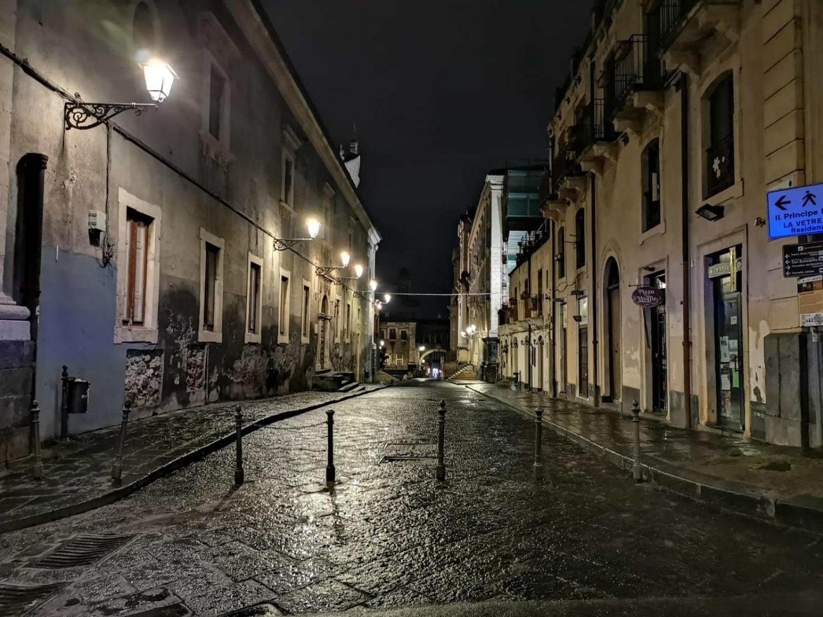 Residenza Del Turista Panzió Catania Kültér fotó